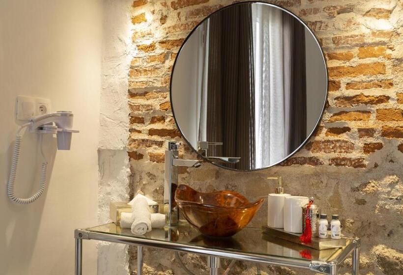 سوییت لوکس, Suite Azur