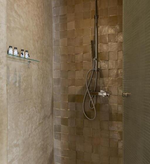 سوییت لوکس, Suite Azur