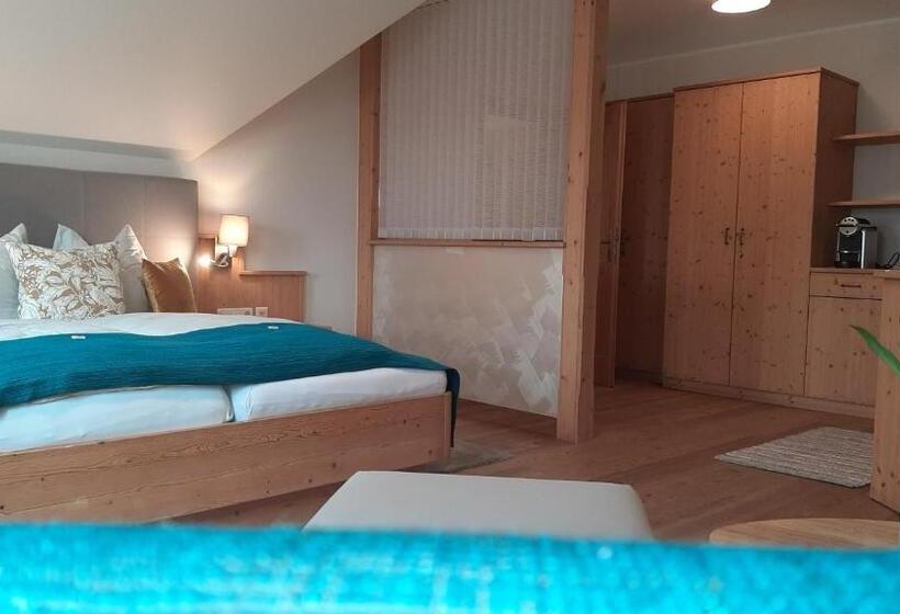 غرفة قياسية مطلّة علي الحديقة, Garni Landhaus Florian