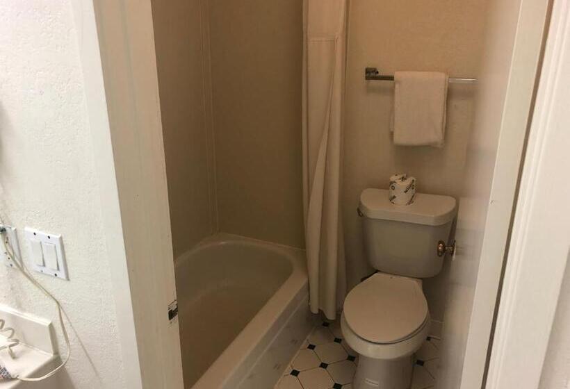 스탠다드 룸 더블 침대 2개, Americas Best Value Inn Denver