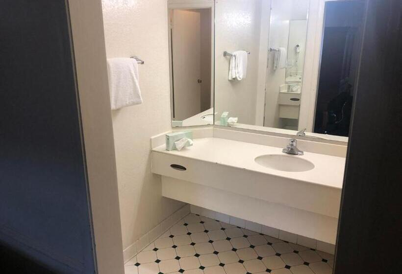 Номер Стандарт 2 Двуспальные Кровати, Americas Best Value Inn Denver