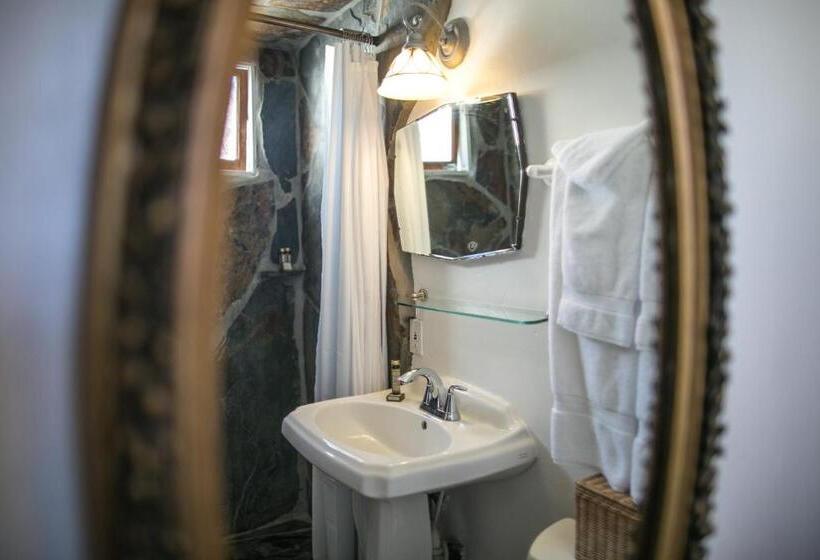 استودیو استاندارد با تخت کینگ, Korakia Pensione