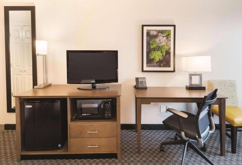 스탠다드 룸 더블 침대 2개, La Quinta By Wyndham Arlington North 6 Flags Dr