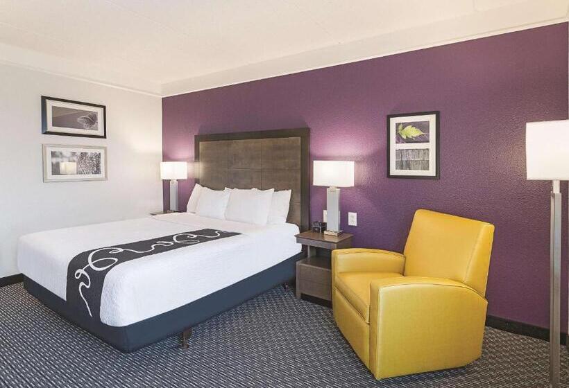 장애인을 위한 킹사이즈 침대 스탠다드 룸, La Quinta By Wyndham Arlington North 6 Flags Dr