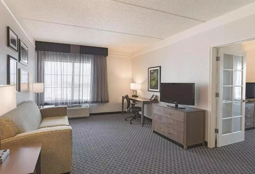 スイート(家族用), La Quinta By Wyndham Arlington North 6 Flags Dr