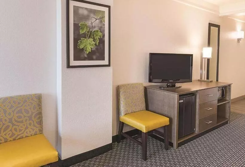 デラックスの4人部屋, La Quinta By Wyndham Arlington North 6 Flags Dr