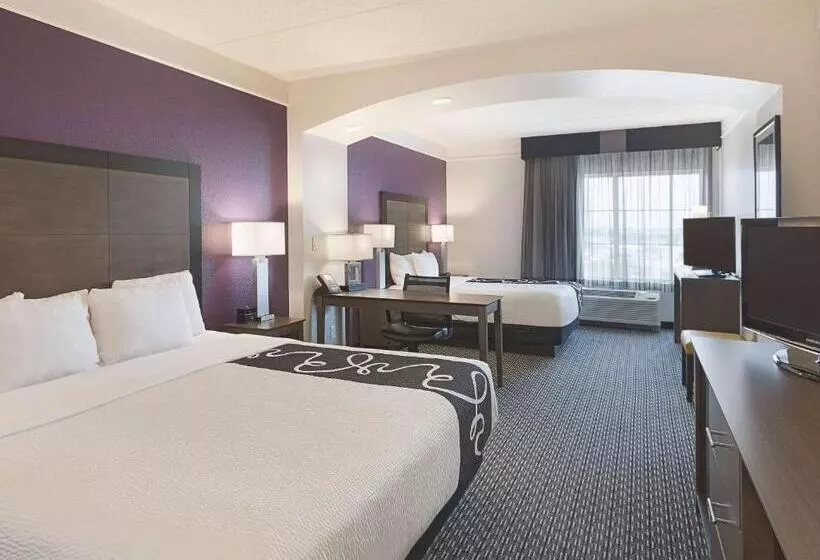 デラックスの4人部屋, La Quinta By Wyndham Arlington North 6 Flags Dr