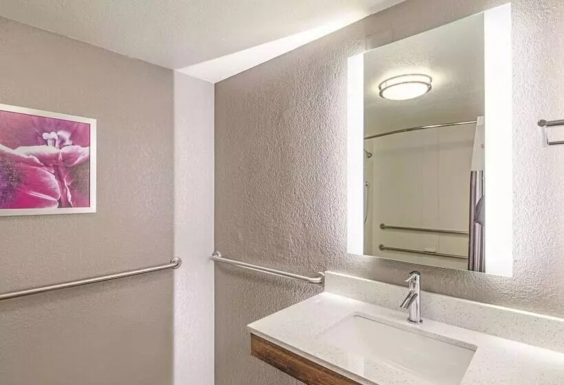 ２ダブルベッドのスタンダードルーム, La Quinta By Wyndham Austin Airport