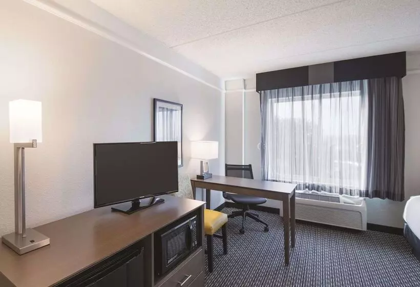 ２ダブルベッドのスタンダードルーム, La Quinta By Wyndham Austin Airport