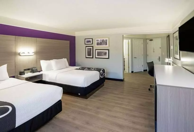２ダブルベッドのスタンダードルーム, La Quinta By Wyndham Birmingham Hoover