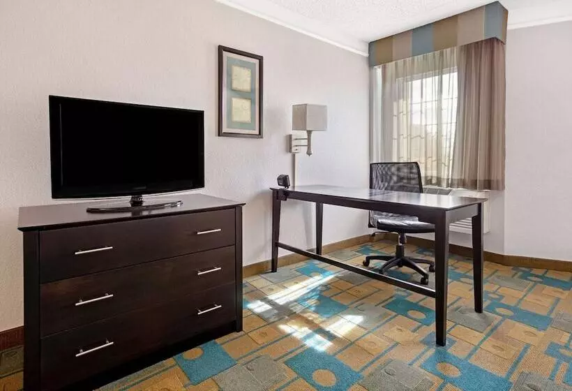 اتاق لوکس, La Quinta By Wyndham Dallas Dfw Airport North