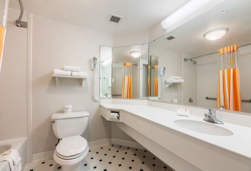 غرفة ديلوكس, La Quinta Inn & Suites By Wyndham Houston Bush Iah South