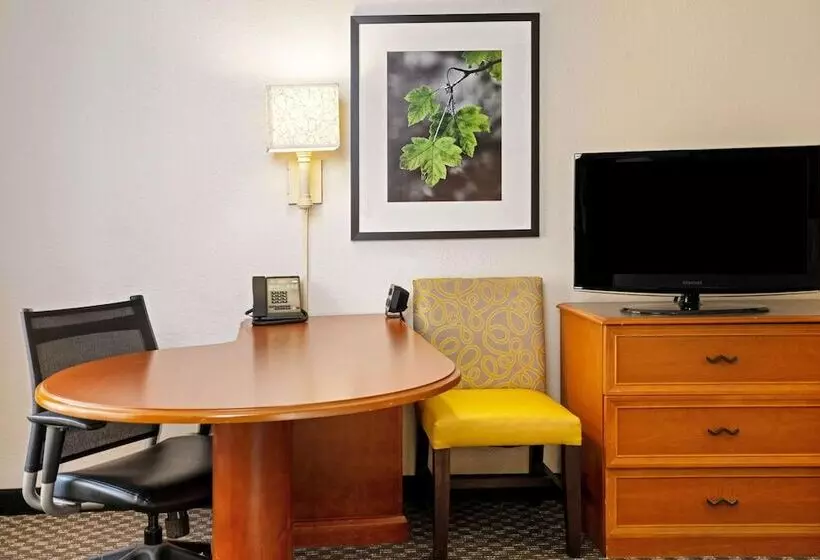 2ダブルベッドのスタンダードルーム, La Quinta By Wyndham Houston West Park 10