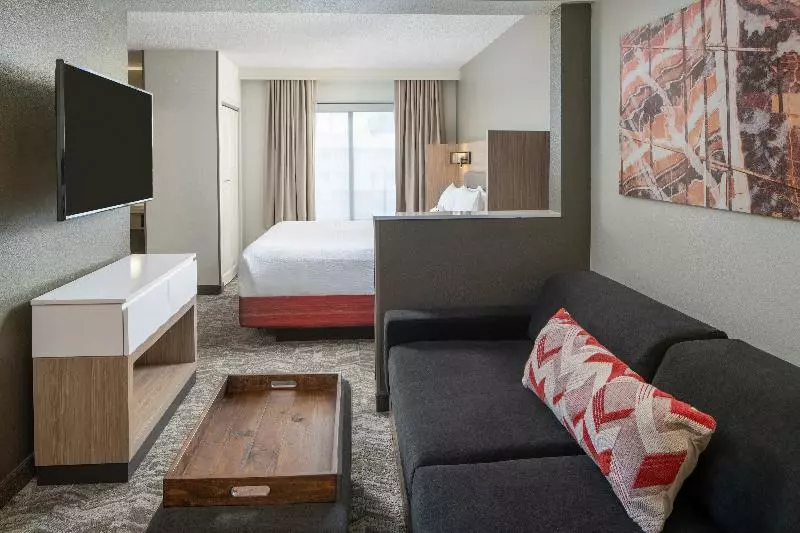 اتاق استاندارد, Lincoln Hotel Monterey Park Los Angeles