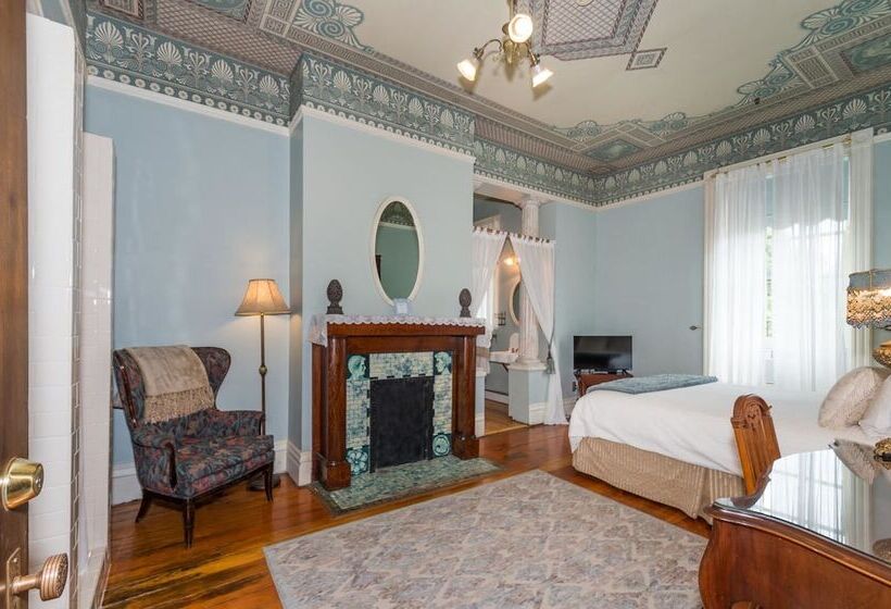 スイート, Lumber Baron Inn