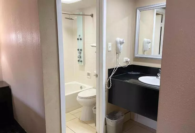 キングサイズベッドのスタンダードルーム, Studio 6 Suites North Richland Hills Tx
