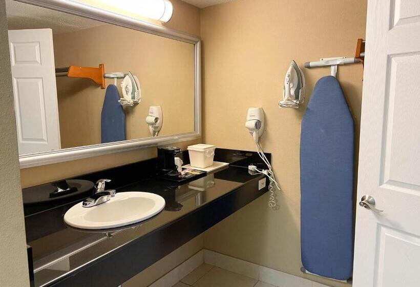 חדר סטנדרט לארבעה, Studio 6 Suites North Richland Hills Tx