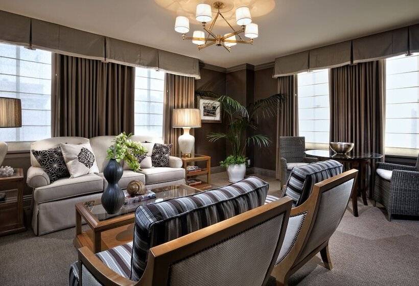 جناح, Los Angeles Athletic Club