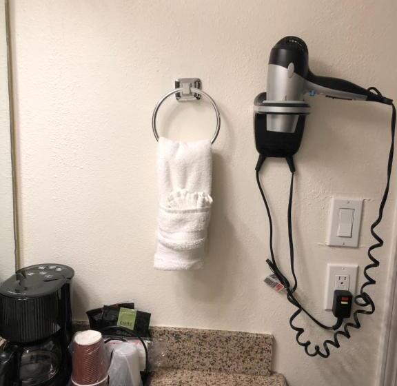 Chambre Standard, Lombard Plaza Motel