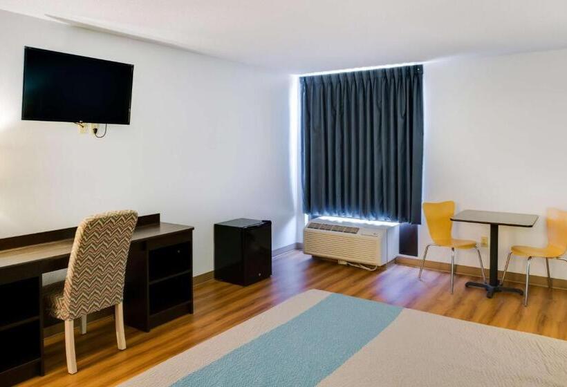 מיטת קינג בסוויטה, Motel 6 Richmond, In