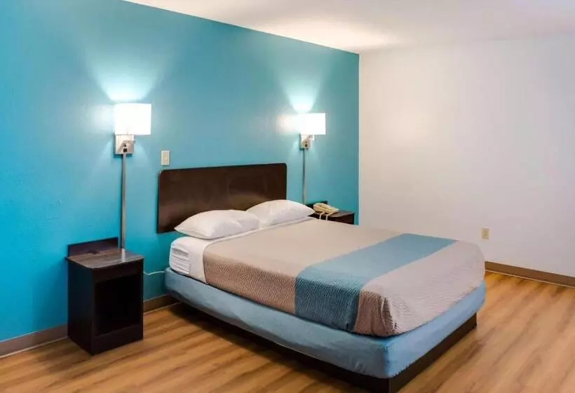 キングサイズベッドのスイートルーム, Motel 6 Richmond, In
