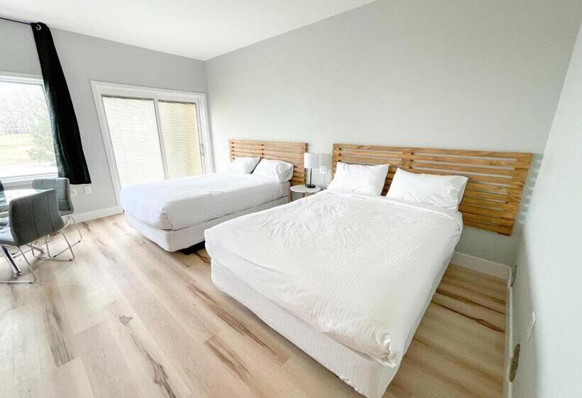 غرفة ديلوكس مطلة على البحيرة, Lake Bluff Inn And Suites