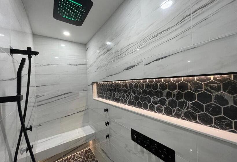 فيلا 3 غرف نوم, Lake Bluff Inn And Suites