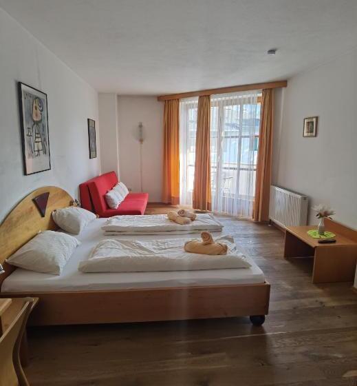 חדר סופריור עם מרפסת, Landhaus Zell Am See