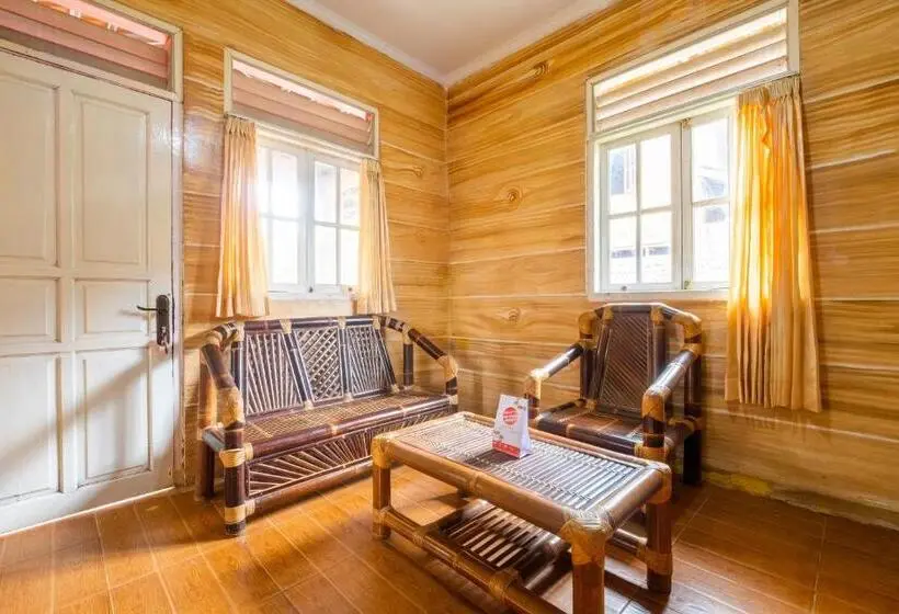 Deluxe-perhehuone, Oyo 2278 Cikidang Hunting Resort