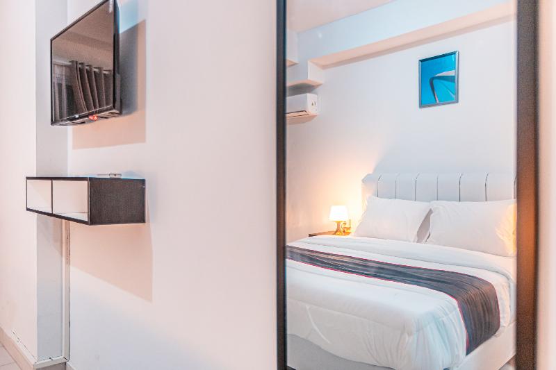 디럭스 룸, Collection O 24 Patraland Urbano