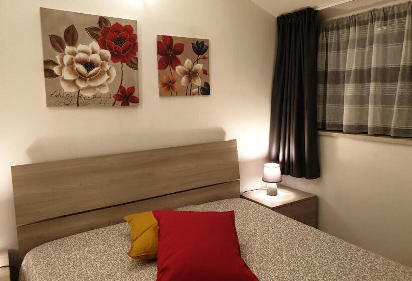 חדר סטנדרט עם מרפסת, Novecento Bed & Breakfast