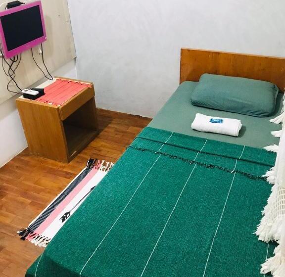 발코니 스탠다드 싱글 룸, The Place Hostel