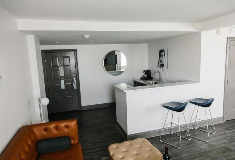 סוויטה מותאמת לאדם עם מוגבלויות, Legends