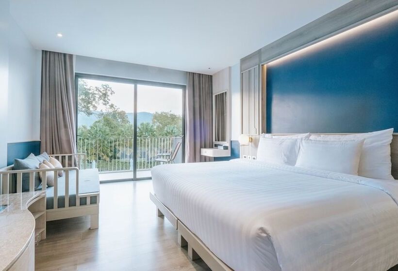 اتاق لوکس با چشم‌انداز استخر, Seabed Grand Hotel Phuket   Sha Extra Plus