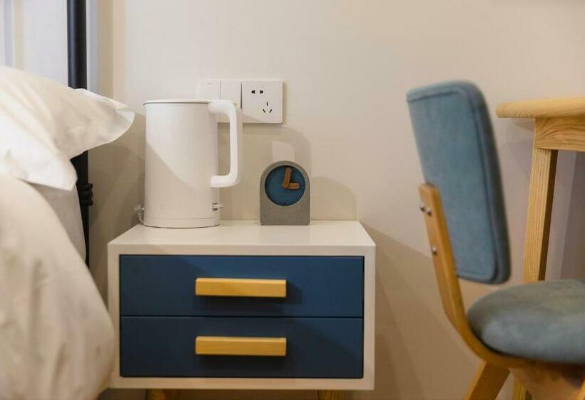 اتاق استاندارد, Wander Hostel