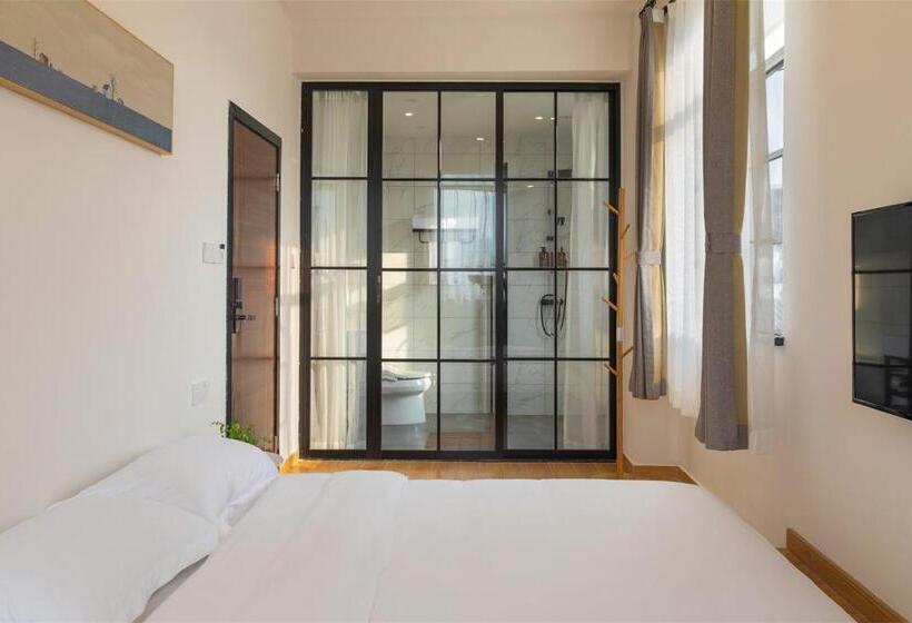 اتاق استاندارد, Wander Hostel