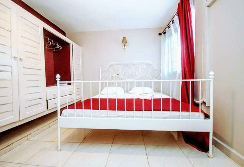 آپارتمان 2 خوابه, Stone House   Makepe, Douala