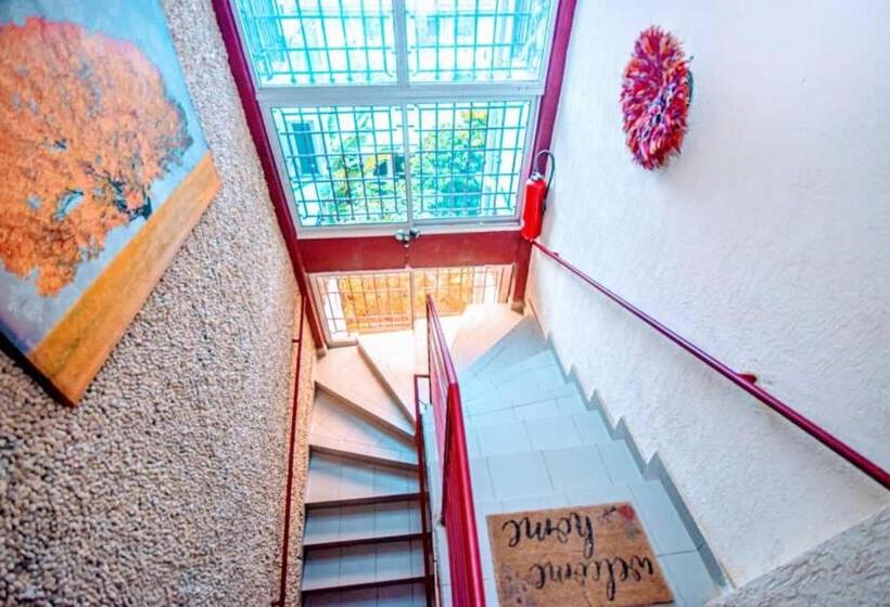 آپارتمان 1 خوابه, Stone House   Makepe, Douala