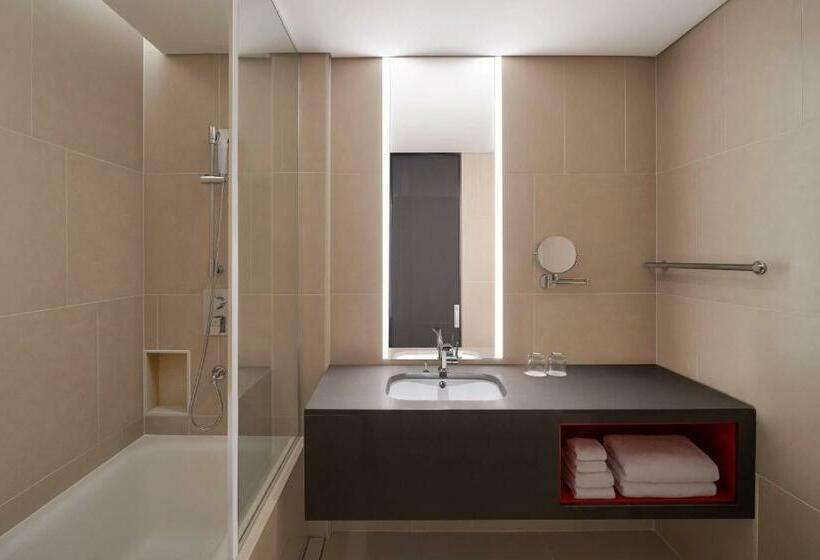 キングサイズベッドのエクゼクティブルーム, Courtyard By Marriott Suwon