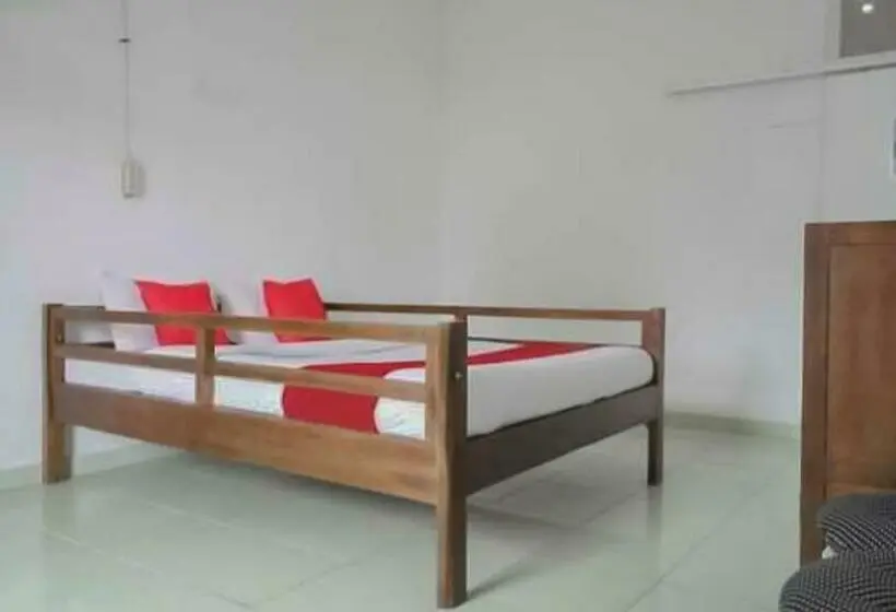 スタンダードルーム, Pondok Cahaya Panorama Mitra Reddoorz