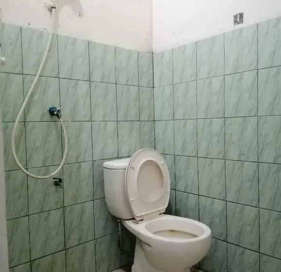 スタンダードルーム, Pondok Cahaya Panorama Mitra Reddoorz