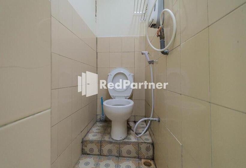 Номер Deluxe, Pondok Cahaya Panorama Mitra Reddoorz