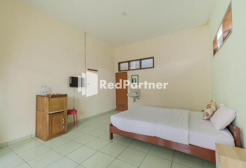 Номер Deluxe, Pondok Cahaya Panorama Mitra Reddoorz