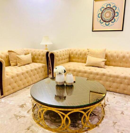 Family Suite, Golden Dream