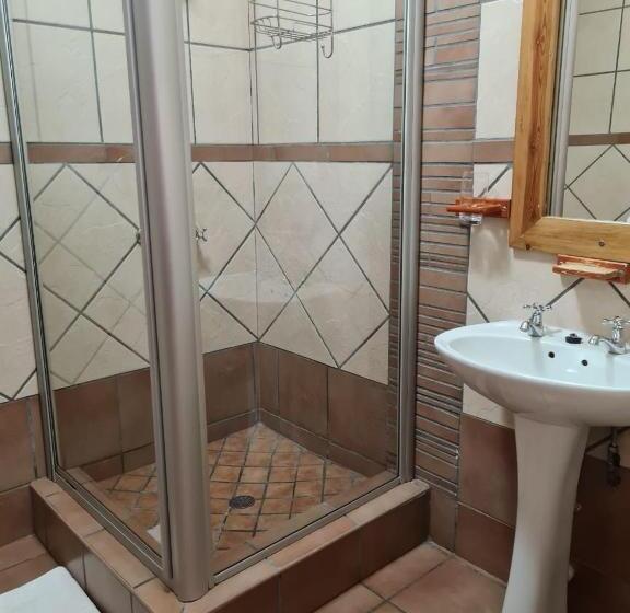 スタンダードルーム, Ngwenya Boutique