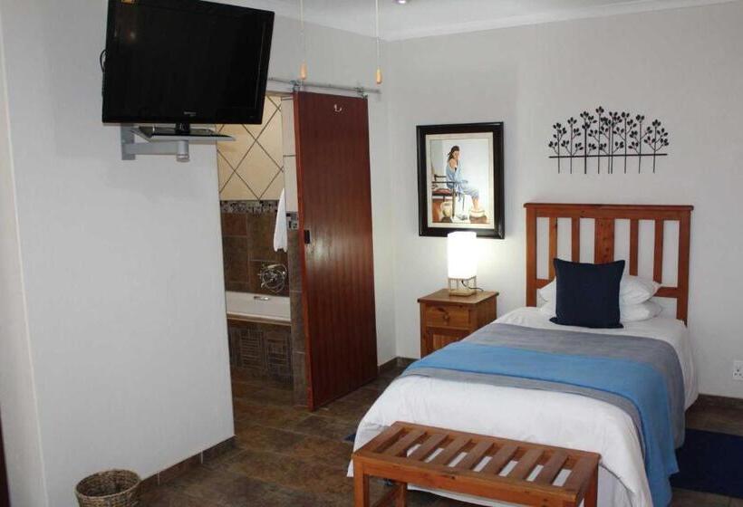 ファミリールーム, Ngwenya Boutique