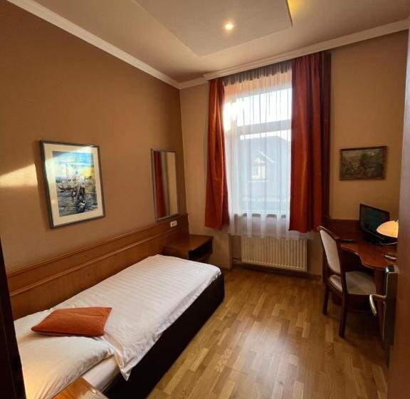 スタンダードシングルルーム, Wagner Vendégudvar Panzió