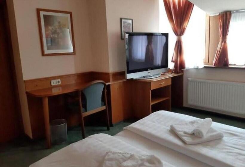 スタンダードルーム, Wagner Vendégudvar Panzió