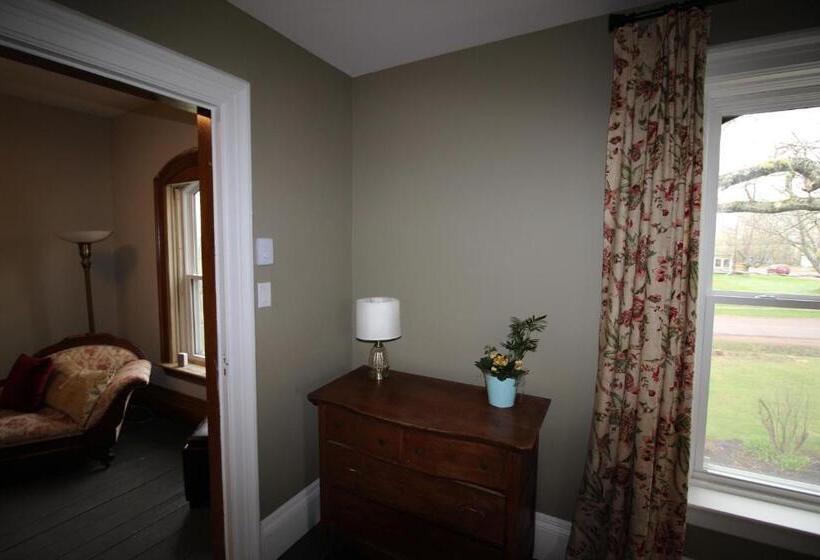 수피리어 스위트, Maplehurst Manor Bed And Breakfast