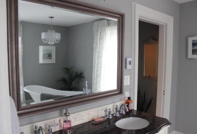 豪华套房, Maplehurst Manor Bed And Breakfast